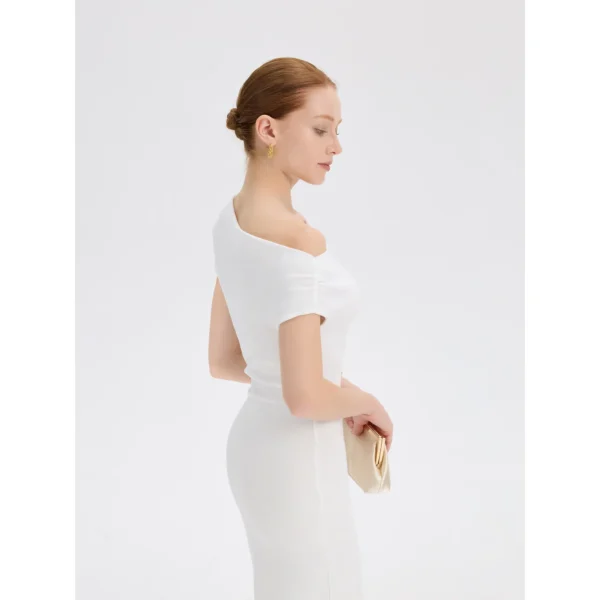 ousph White Maxi Dress Side Closeup ousph white maxi dress side view detail