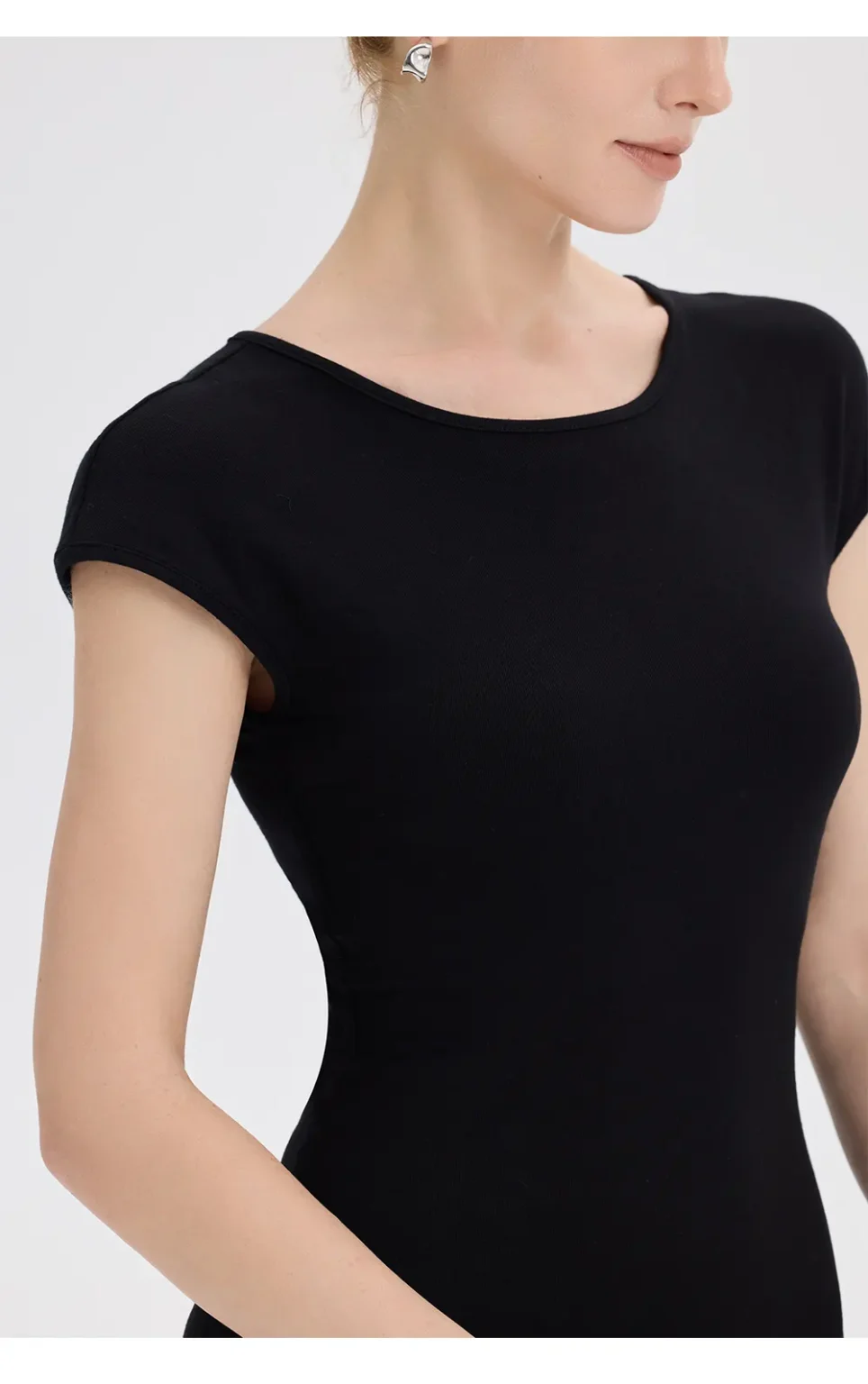 ousph black maxi dress side view detail